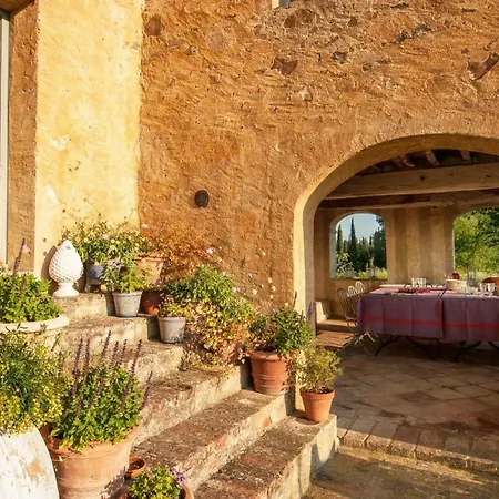 Sleeps 10 Wifi Villa