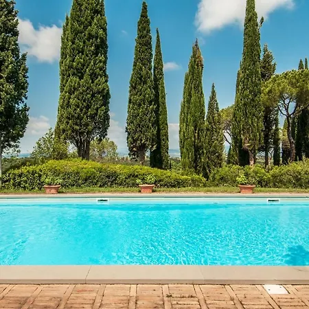 Sleeps 10 Wifi Villa